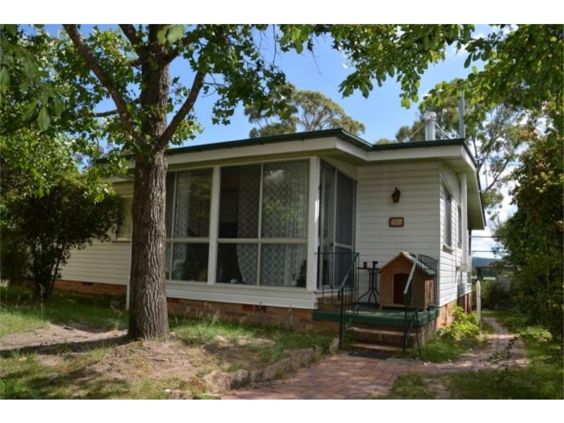 16  Greer Street, Stanthorpe QLD 4380