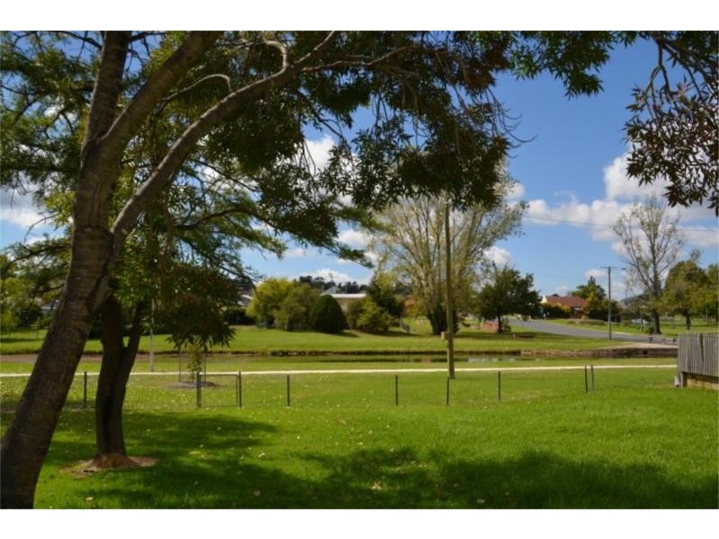 31 Denham Street, Stanthorpe QLD 4380