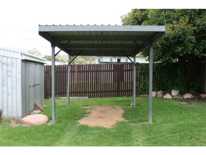 9 Ferris Street, Stanthorpe QLD 4380