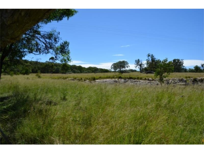 136 Passmore Road, Stanthorpe QLD 4380