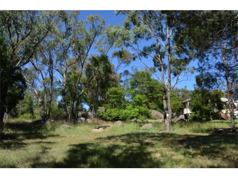 136 Passmore Road, Stanthorpe QLD 4380