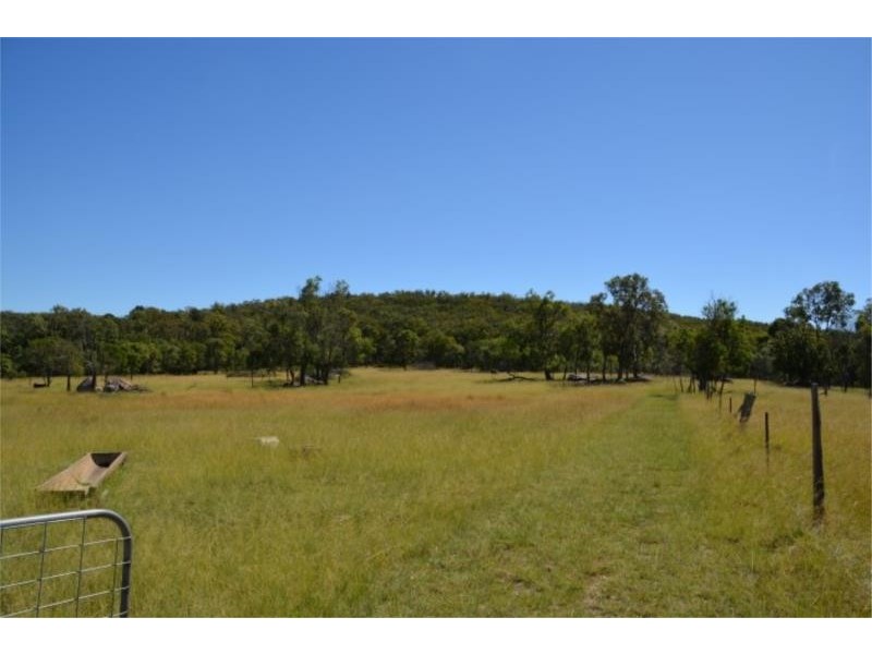 136 Passmore Road, Stanthorpe QLD 4380