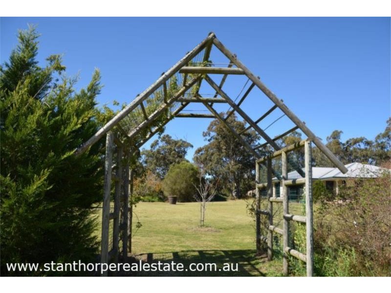 132 Pozieres School Road, Stanthorpe QLD 4380