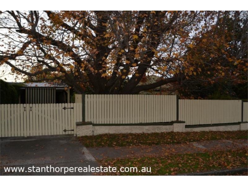 92 High Street, Stanthorpe QLD 4380