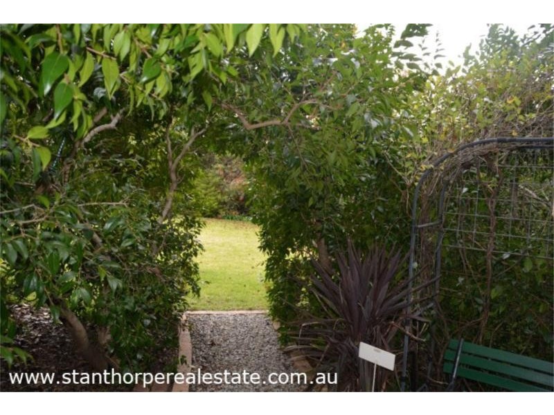 92 High Street, Stanthorpe QLD 4380