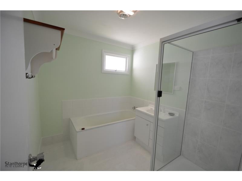 77 Amosfield Road, Stanthorpe QLD 4380