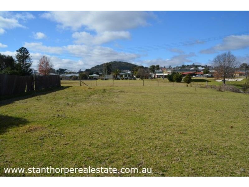 49 Connor Street, Stanthorpe QLD 4380