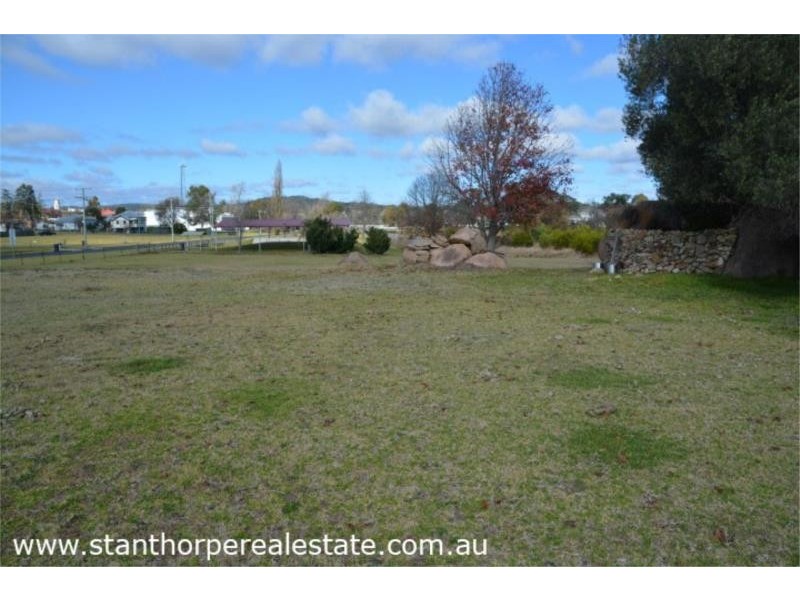 49 Connor Street, Stanthorpe QLD 4380