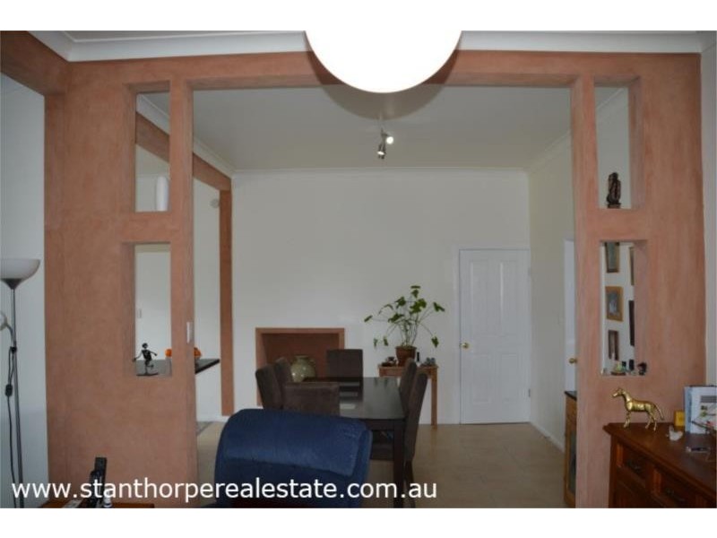 25 Robinson Street, Jennings (NSW) via, Wallangarra QLD 4383