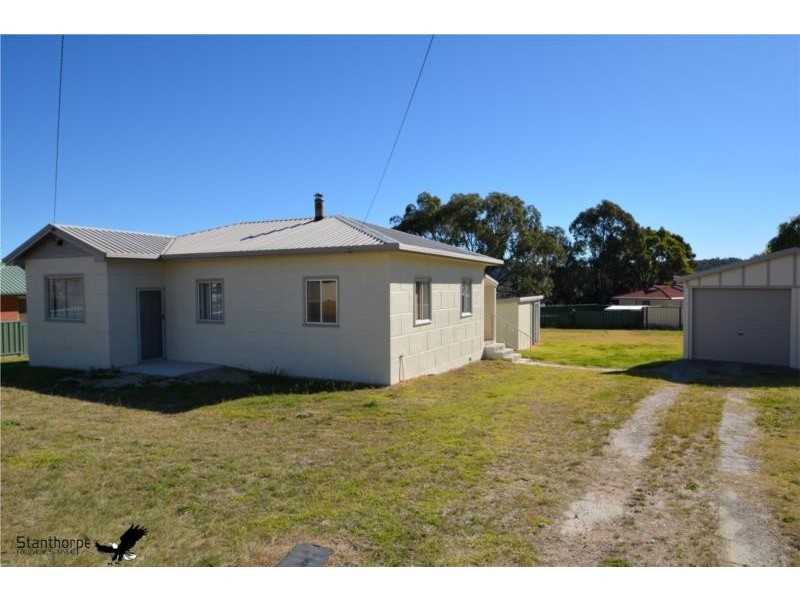 30 Pike Street, Stanthorpe QLD 4380