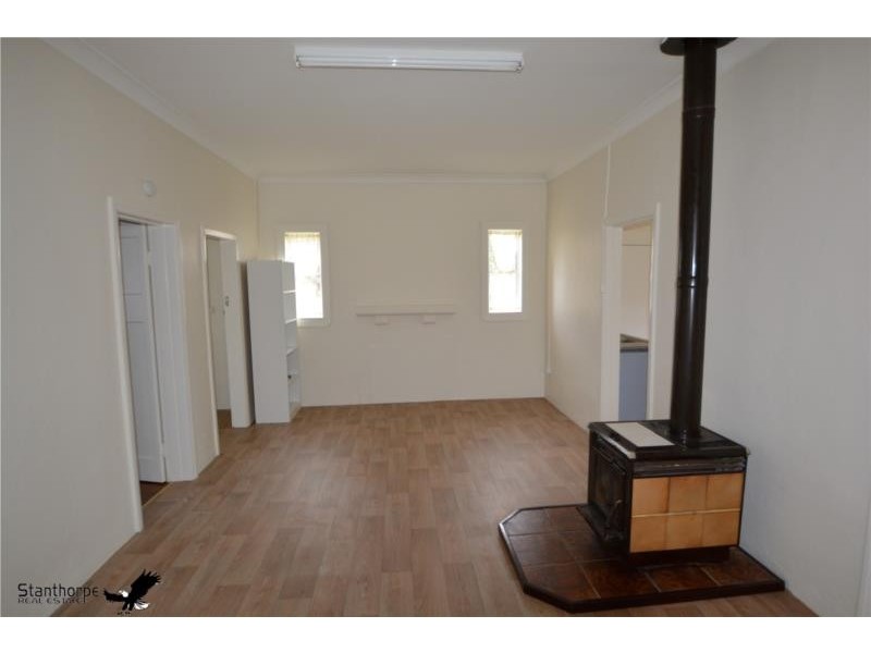 30 Pike Street, Stanthorpe QLD 4380