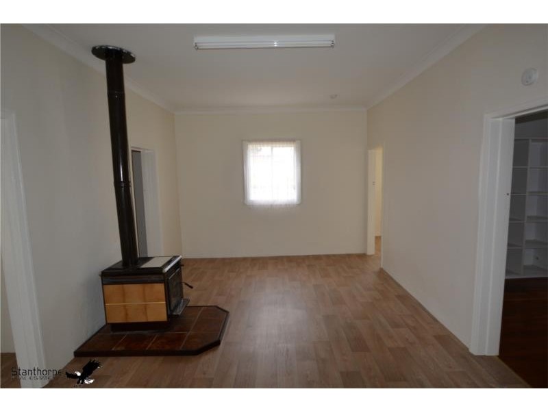 30 Pike Street, Stanthorpe QLD 4380