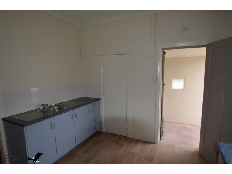30 Pike Street, Stanthorpe QLD 4380