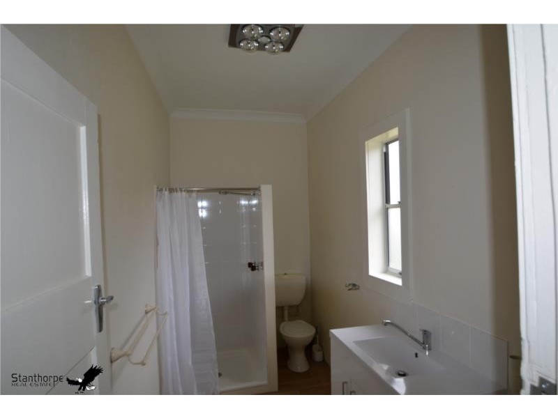 30 Pike Street, Stanthorpe QLD 4380