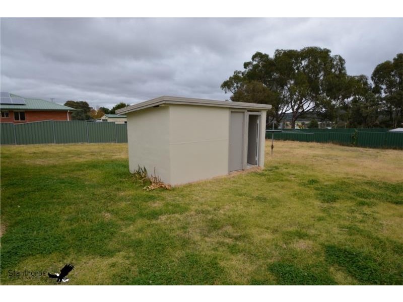 30 Pike Street, Stanthorpe QLD 4380