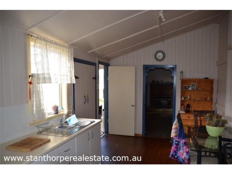 9 Archibald Street, Stanthorpe QLD 4380