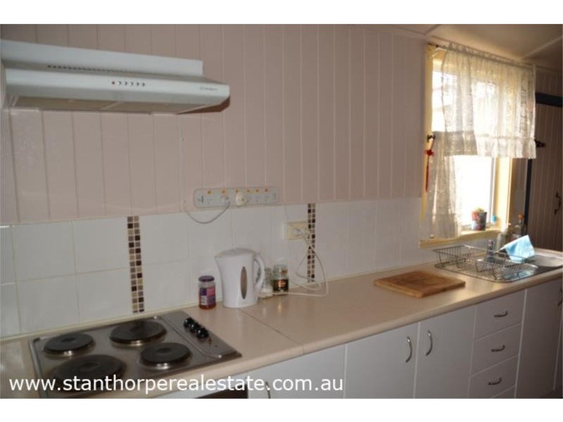 9 Archibald Street, Stanthorpe QLD 4380