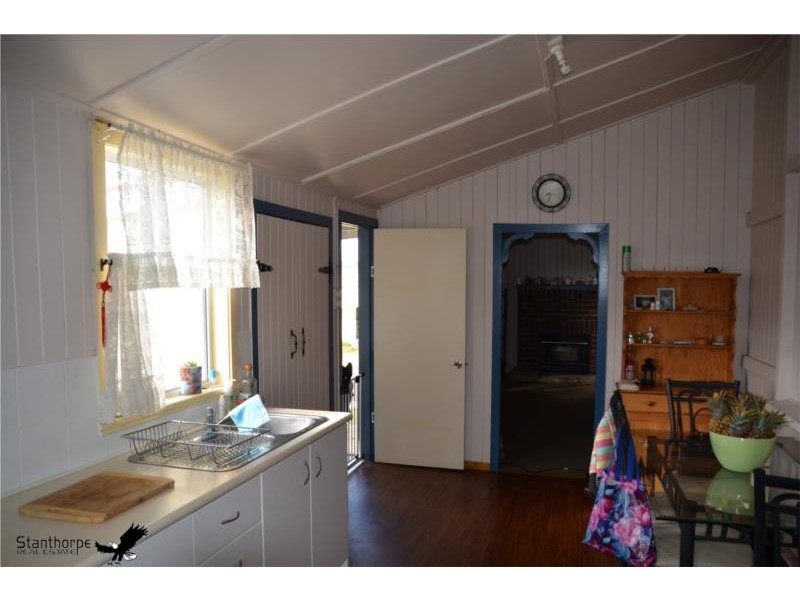9 Archibald Street, Stanthorpe QLD 4380
