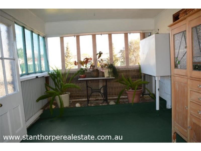 33 Marsh Street, Stanthorpe QLD 4380