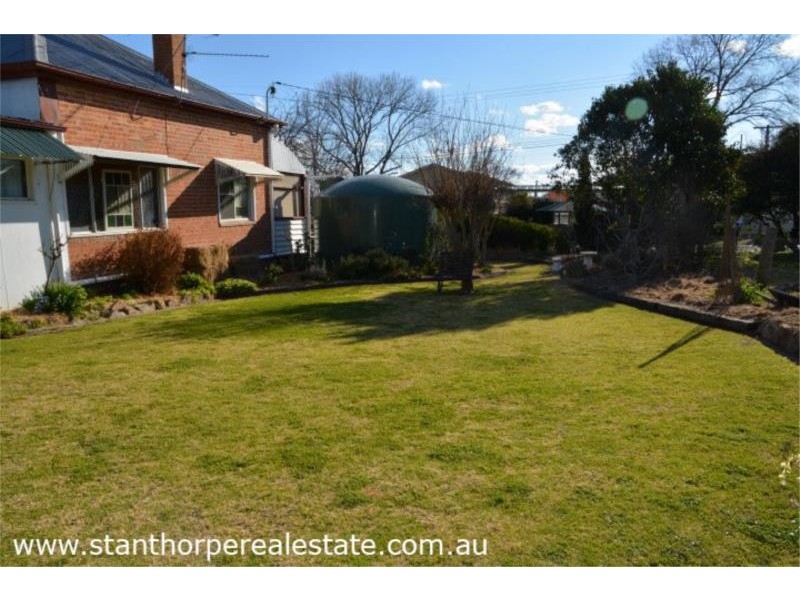 33 Marsh Street, Stanthorpe QLD 4380