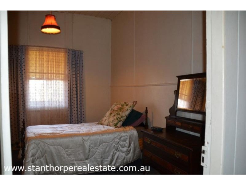 33 Marsh Street, Stanthorpe QLD 4380