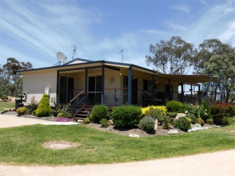 19 Cummerford Road, Glen Aplin via, Stanthorpe QLD 4380