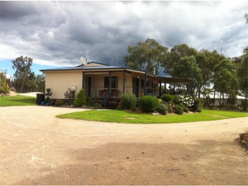 19 Cummerford Road, Glen Aplin via, Stanthorpe QLD 4380