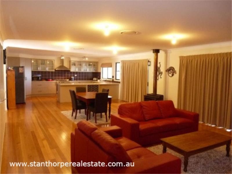 220 Glenlyon Drive, Stanthorpe QLD 4380
