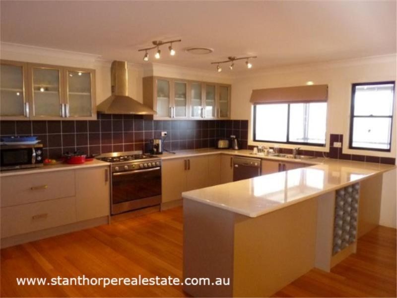 220 Glenlyon Drive, Stanthorpe QLD 4380