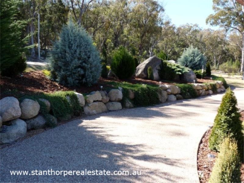 220 Glenlyon Drive, Stanthorpe QLD 4380