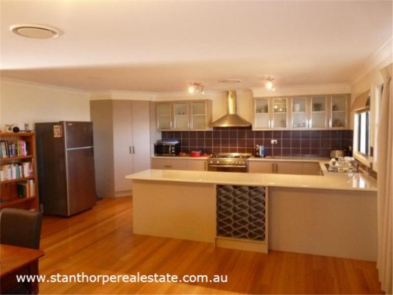 220 Glenlyon Drive, Stanthorpe QLD 4380