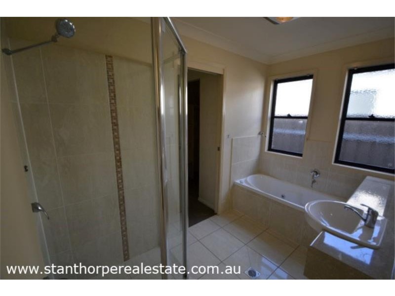 5 Harris Street, Stanthorpe QLD 4380