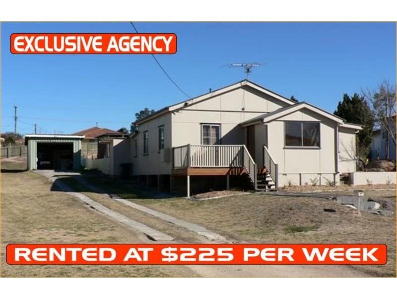 44 Denham Street, Stanthorpe QLD 4380