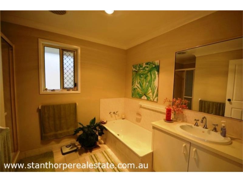 42 Torrisi Terrace, Stanthorpe QLD 4380