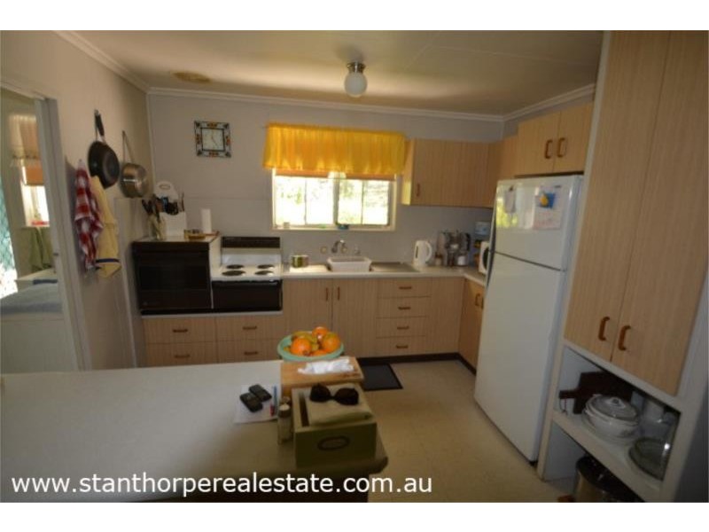 498 Donnellys Castle Road, Pozieres via, Stanthorpe QLD 4380