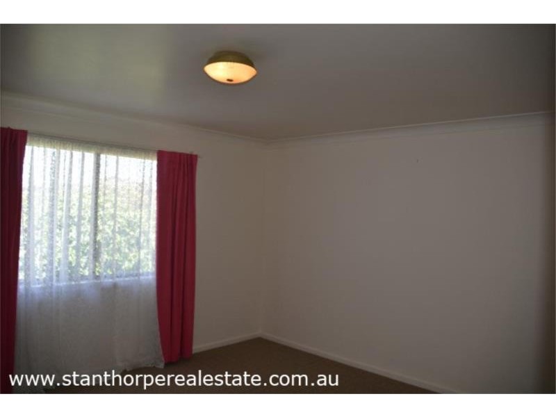 25 Leslie Parade, Stanthorpe QLD 4380