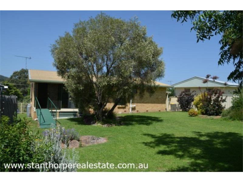 25 Leslie Parade, Stanthorpe QLD 4380