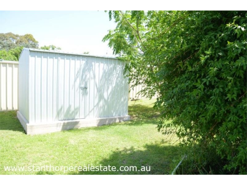 25 Leslie Parade, Stanthorpe QLD 4380