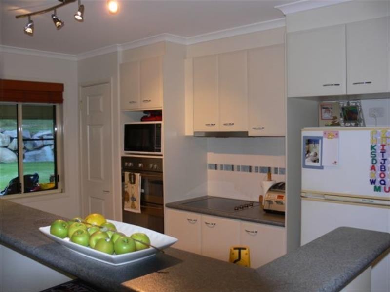 31 Moss Court, Stanthorpe QLD 4380