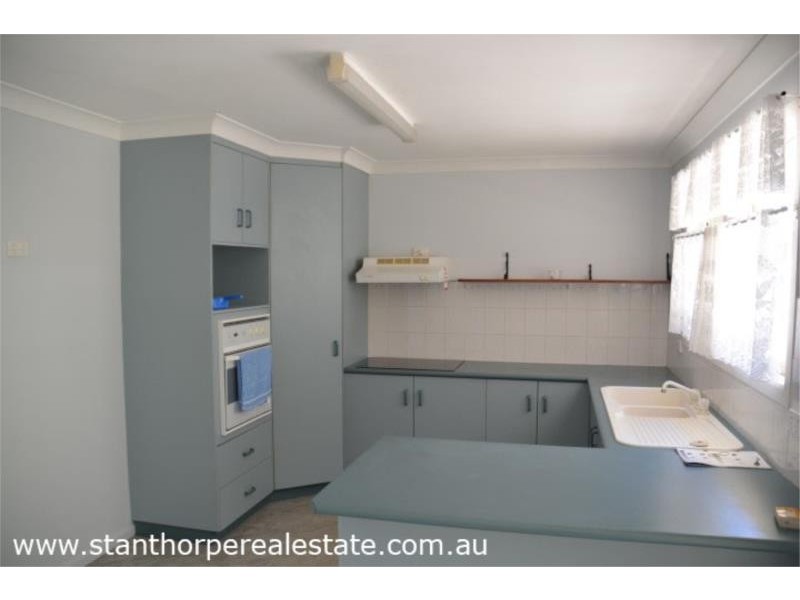 8 Wright Court, Stanthorpe QLD 4380