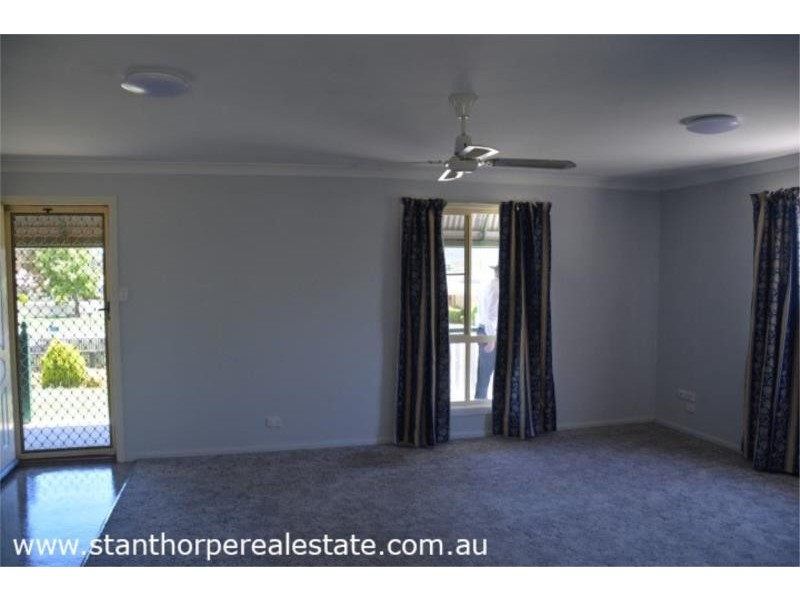 8 Wright Court, Stanthorpe QLD 4380