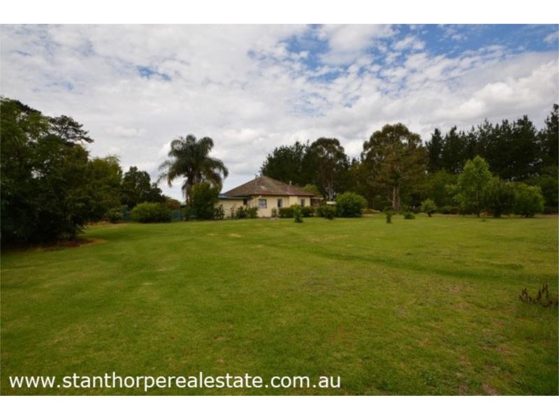 30 Roessler Avenue, Applethorpe via, Stanthorpe QLD 4380
