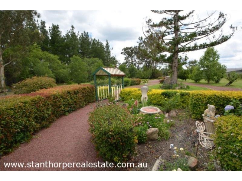 30 Roessler Avenue, Applethorpe via, Stanthorpe QLD 4380
