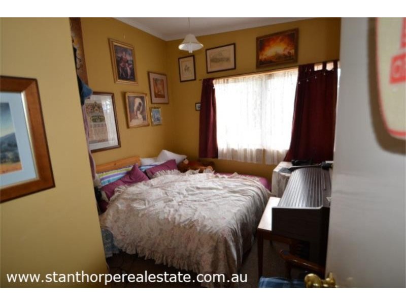30 Roessler Avenue, Applethorpe via, Stanthorpe QLD 4380