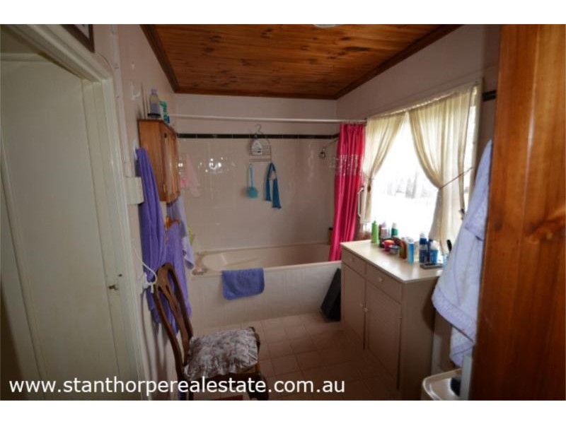 30 Roessler Avenue, Applethorpe via, Stanthorpe QLD 4380