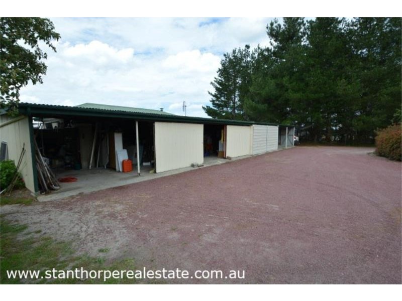 30 Roessler Avenue, Applethorpe via, Stanthorpe QLD 4380