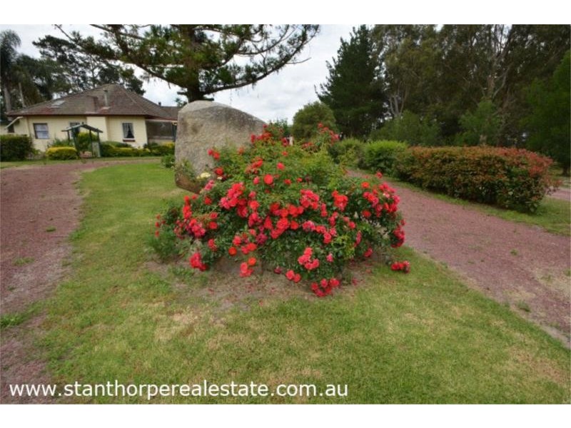 30 Roessler Avenue, Applethorpe via, Stanthorpe QLD 4380