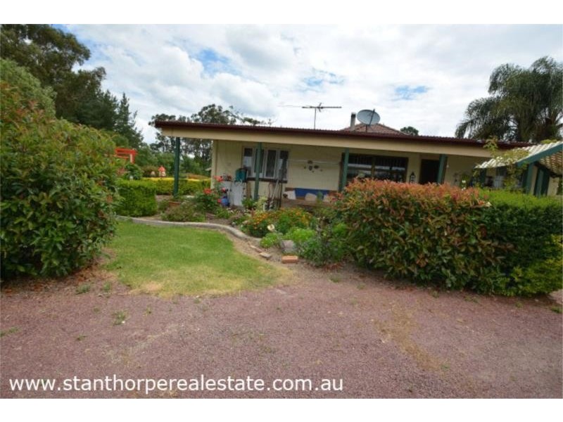 30 Roessler Avenue, Applethorpe via, Stanthorpe QLD 4380