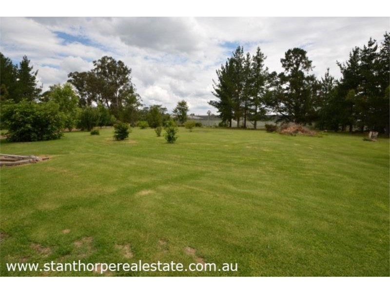 30 Roessler Avenue, Applethorpe via, Stanthorpe QLD 4380