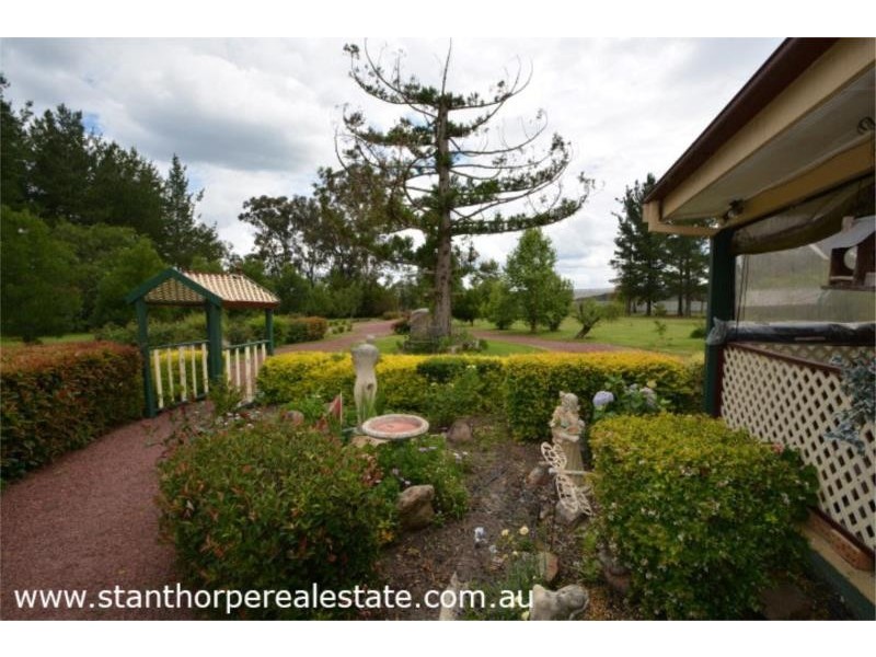 30 Roessler Avenue, Applethorpe via, Stanthorpe QLD 4380